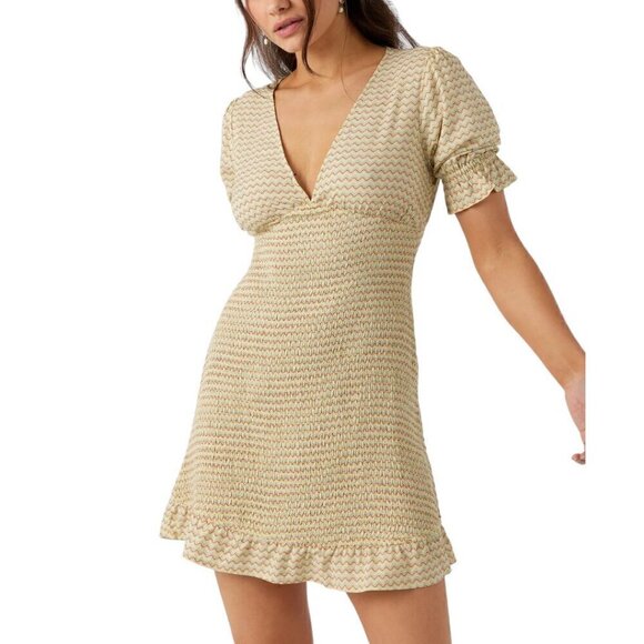 O'NEILL Junior's Dalia Smocked Chevron print Mini Dress size M New - Picture 1 of 8
